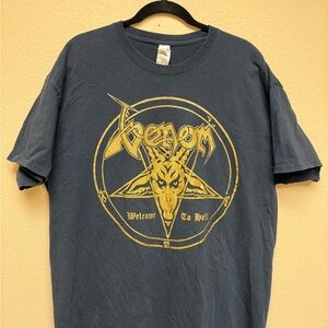 VTG Venom Gildan Black and Gold Short Sleeve Tee- Men’s XL
